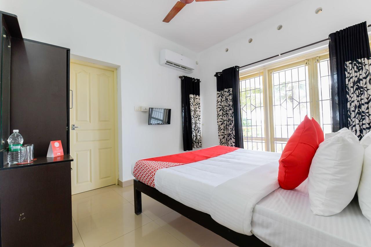 Oyo 11891 Amare Beach Resorts Alappuzha Exterior photo